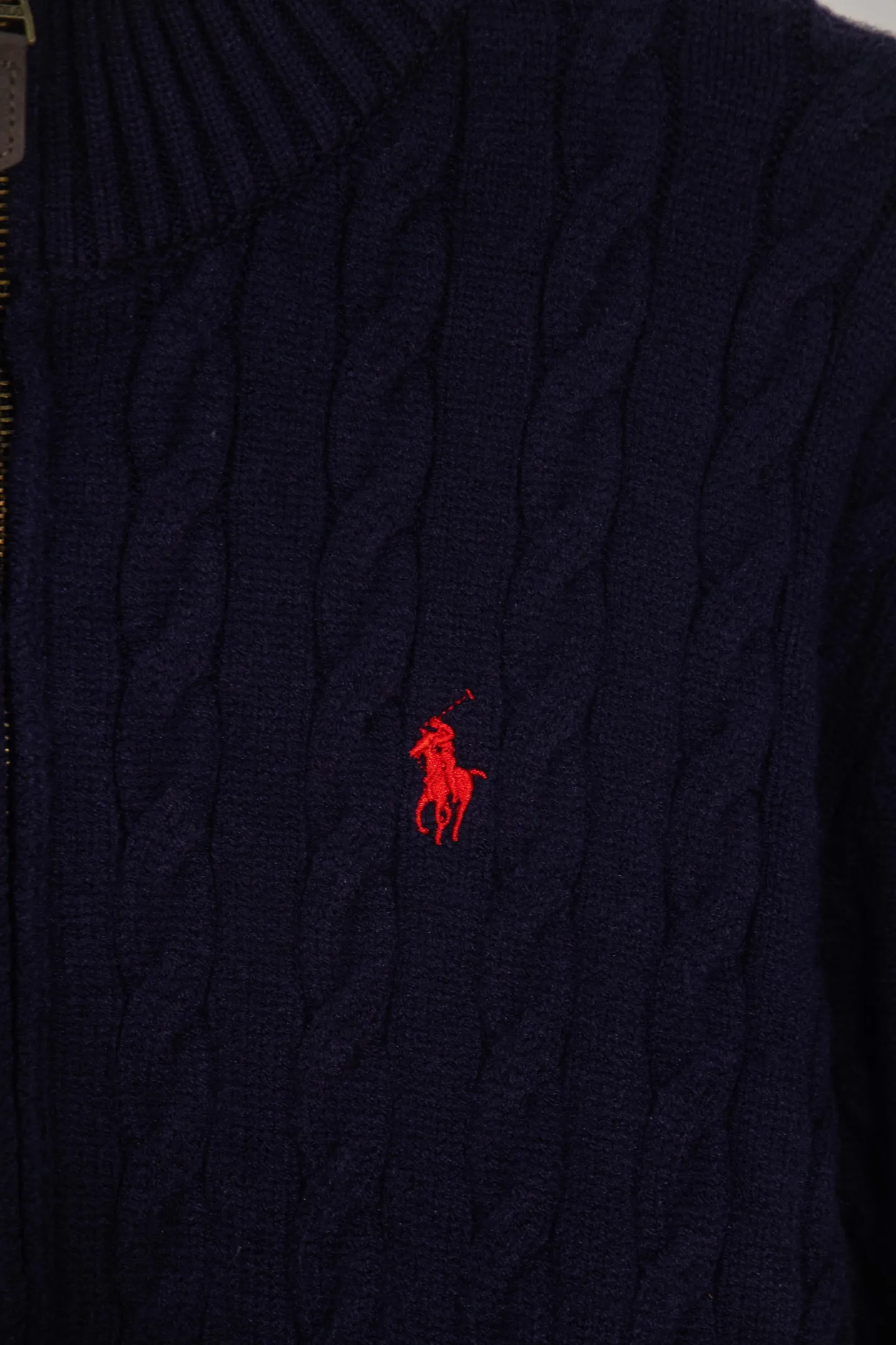 P250 model number: Y199 Ralph Lauren men's zipper jacket, men's hemp flower zipper jacket. The version is really good-looking. It can be worn alone or as a jacket to be worn inside or outside. The upper body shows your personal fashion charm. Four colors are available. Same style for men and women. A must-have item for new summer products. Tag, hanging grain, washed, packaging bag, full set of accessories. Very good appearance. Super exquisite workmanship. Size: S-XL